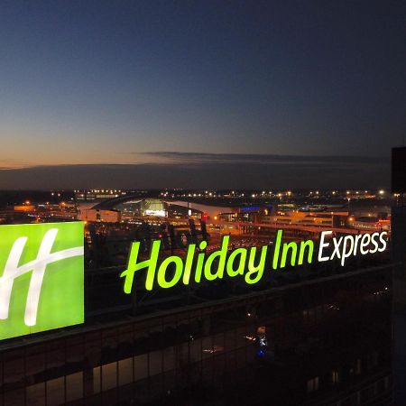 Holiday Inn Express Moscow - Sheremetyevo Airport, An Ihg Hotel Exterior photo